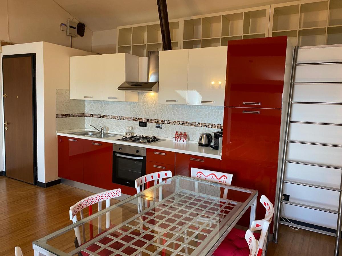 La Casa Dei Sogni Di Dory Apartment Genoa Exterior photo